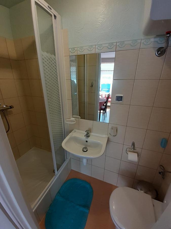Wynajem Apartamentow I Pokoi. Ustronie Morskie Kültér fotó