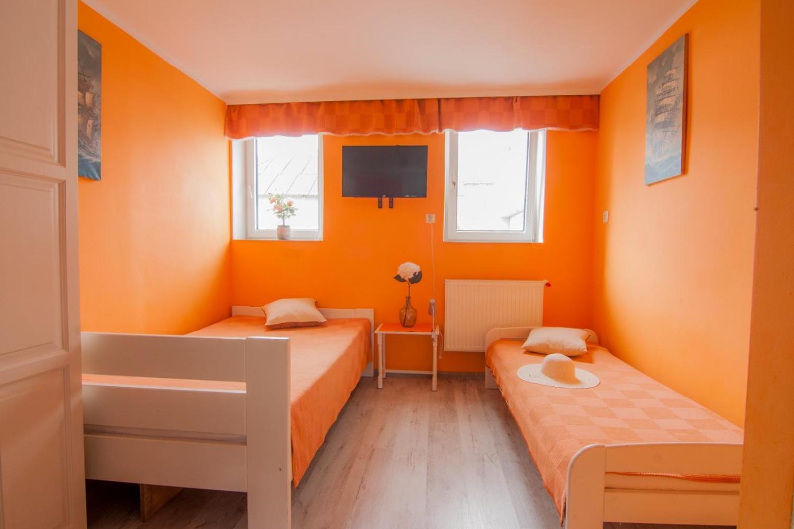 Wynajem Apartamentow I Pokoi. Ustronie Morskie Kültér fotó